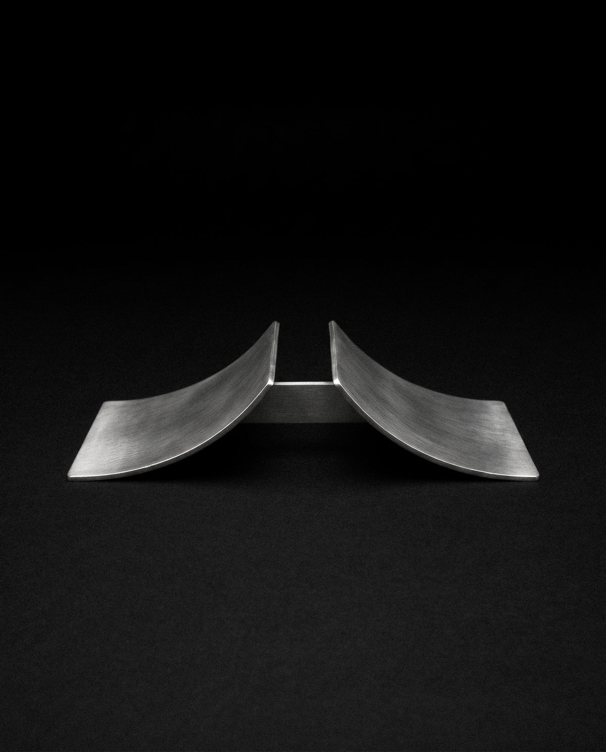 Mo_&_A - Steel Mineral Stand